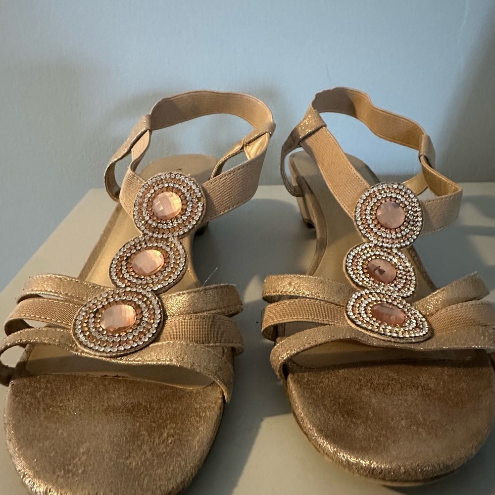 Elegant Gold Strappy Sandals